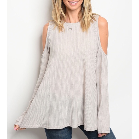 | GRAY COLD SHOULDER TOP | - Picture 3 of 3